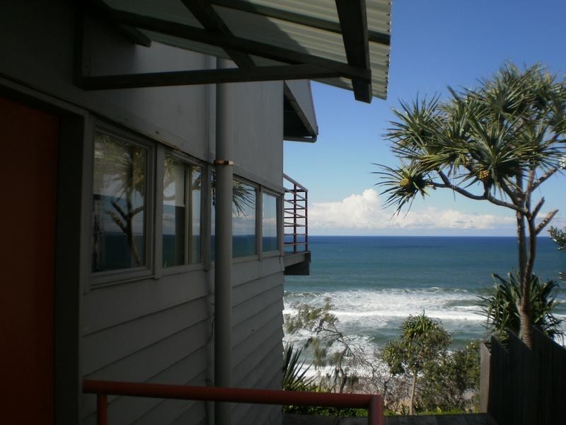 14 Arakoon Cres, Sunshine Beach QLD 4567