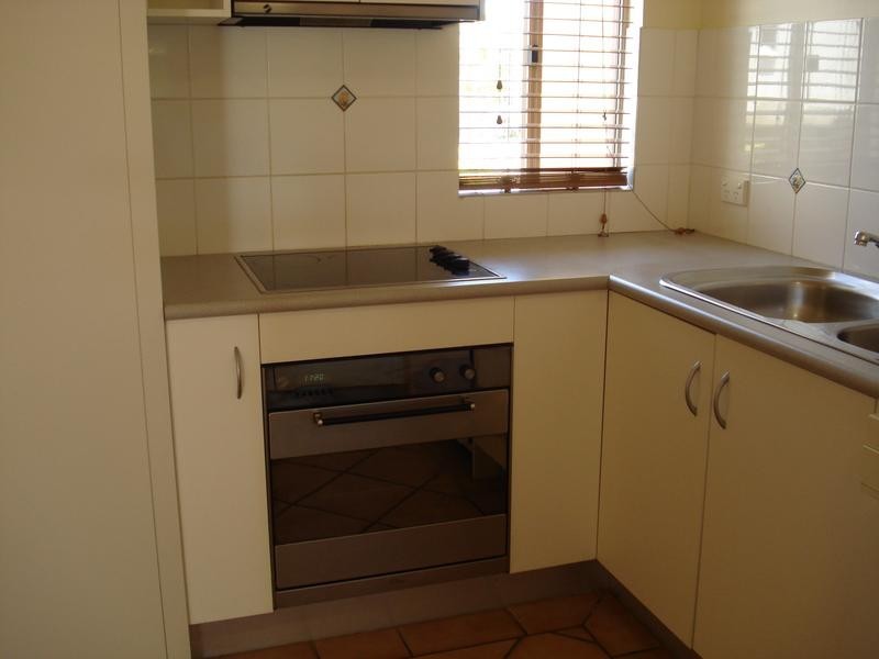 2/16 Howard St, Noosaville QLD 4566