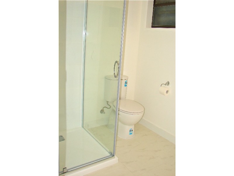 2/11 Robert St, Noosaville QLD 4566