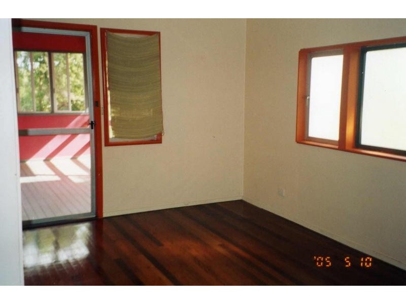 4 Honeysuckle La, Noosa Heads QLD 4567