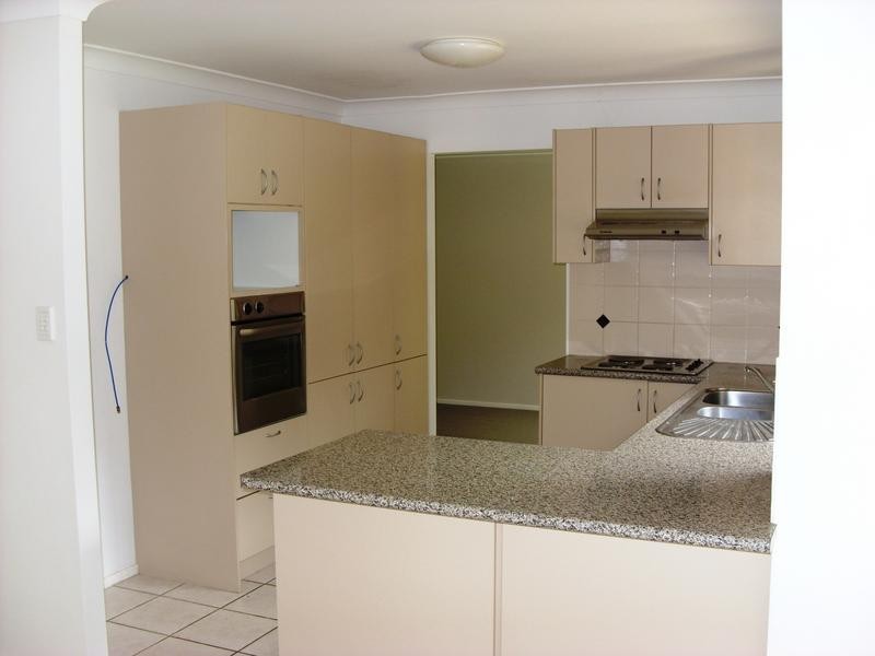 27 Leafhaven Dr, Tewantin QLD 4565
