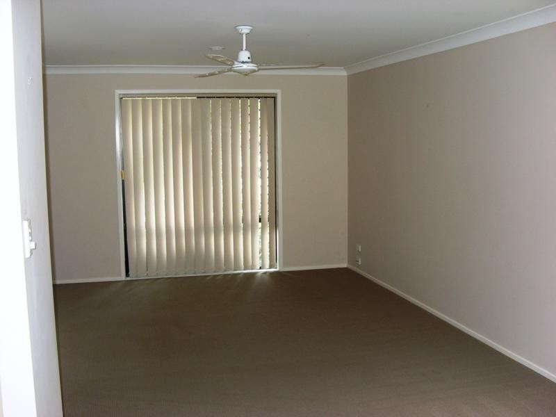 27 Leafhaven Dr, Tewantin QLD 4565