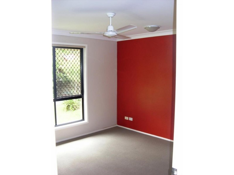 27 Leafhaven Dr, Tewantin QLD 4565