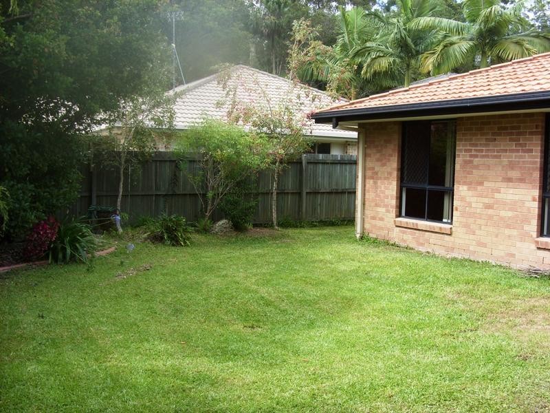 27 Leafhaven Dr, Tewantin QLD 4565