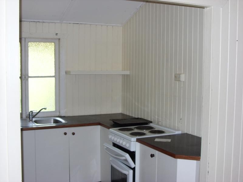 241 Weyba Rd, Noosaville QLD 4566