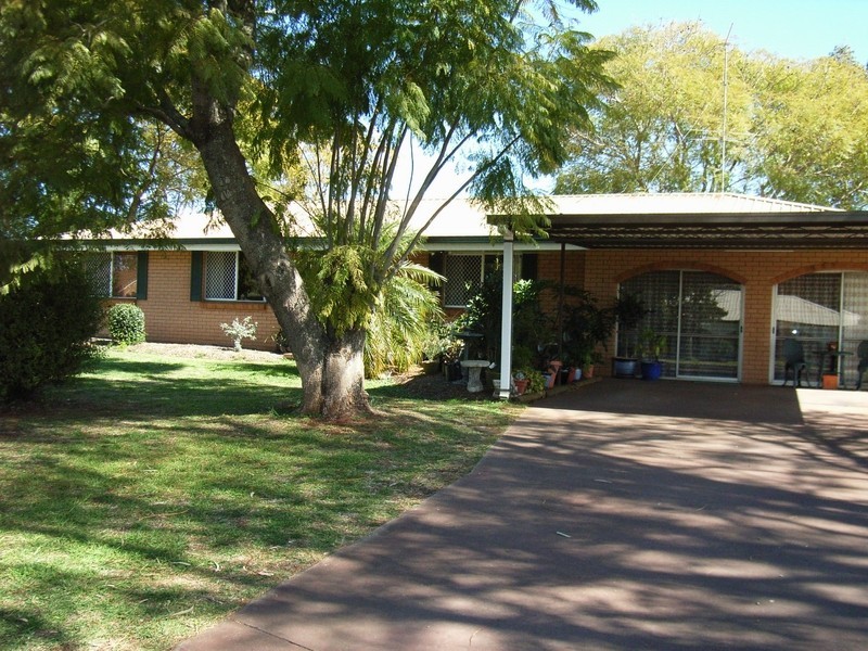 1 Janet Court, Wilsonton QLD 4350