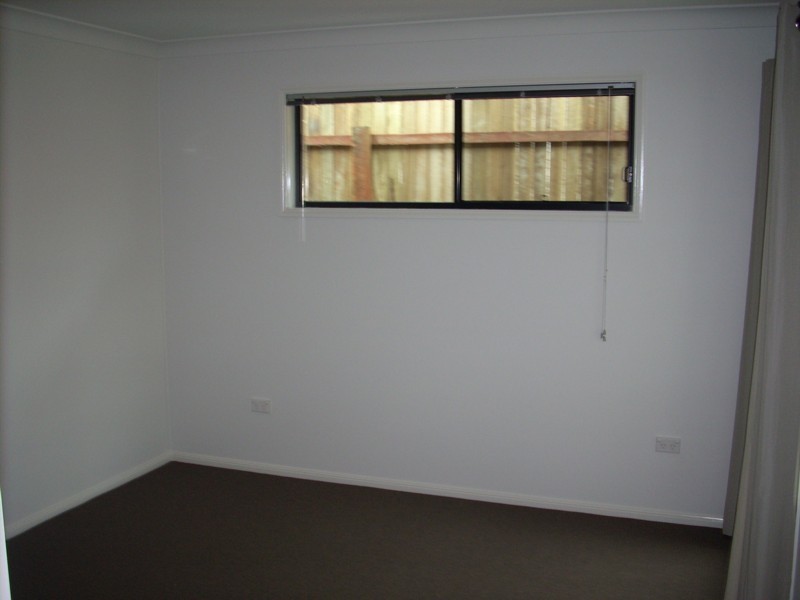 1/204 Stenner Street, Middle Ridge QLD 4350