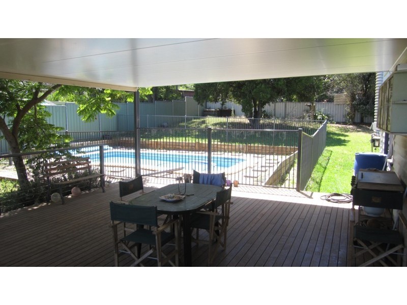 6 Gauntlet Street, Toowoomba QLD 4350