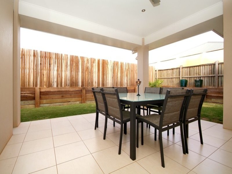 20 McCallum Court, Middle Ridge QLD 4350