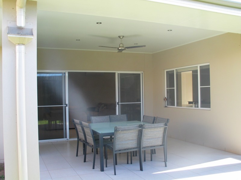 20 McCallum Court, Middle Ridge QLD 4350