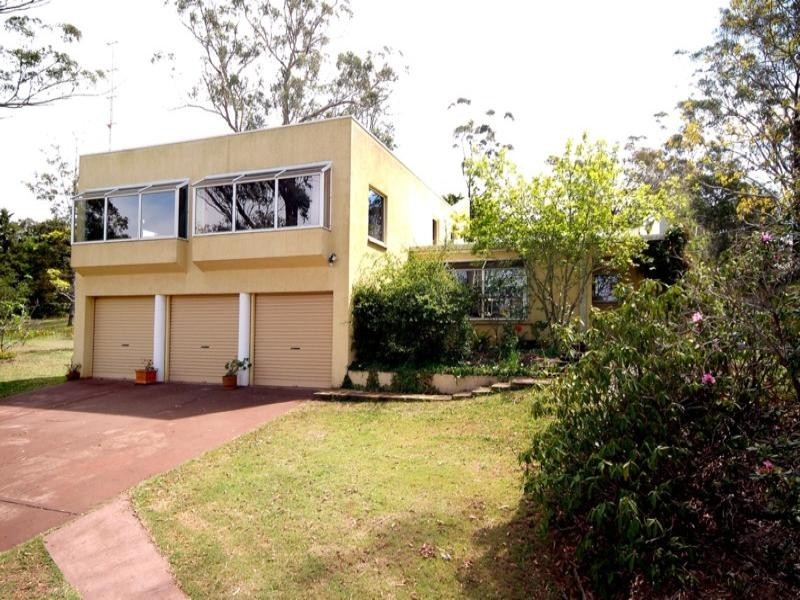 195 Rowbotham Street, Middle Ridge QLD 4350