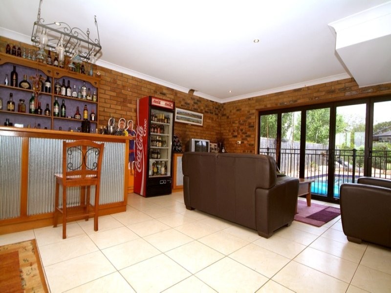 72 Spring Street, Middle Ridge QLD 4350