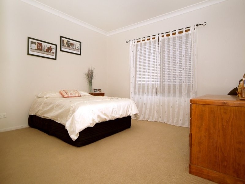 72 Spring Street, Middle Ridge QLD 4350