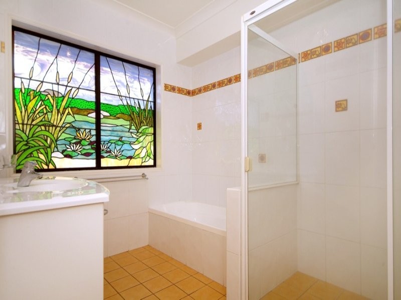 72 Spring Street, Middle Ridge QLD 4350