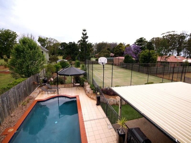 72 Spring Street, Middle Ridge QLD 4350
