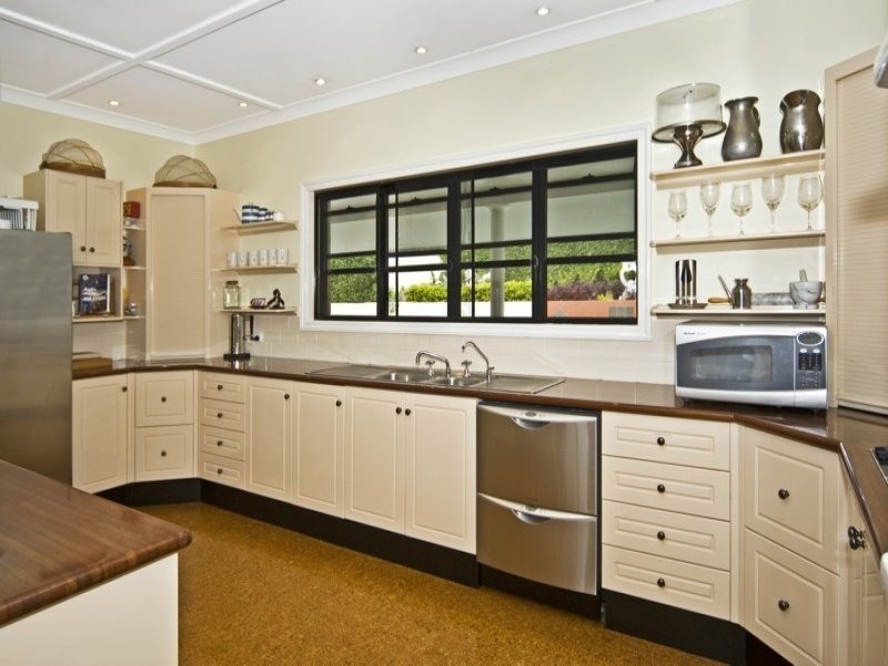 Middle Ridge QLD 4350