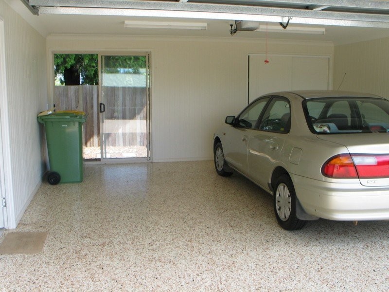 2/18A James Street, Rangeville QLD 4350