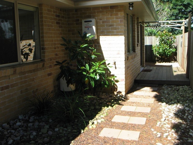 2/18A James Street, Rangeville QLD 4350