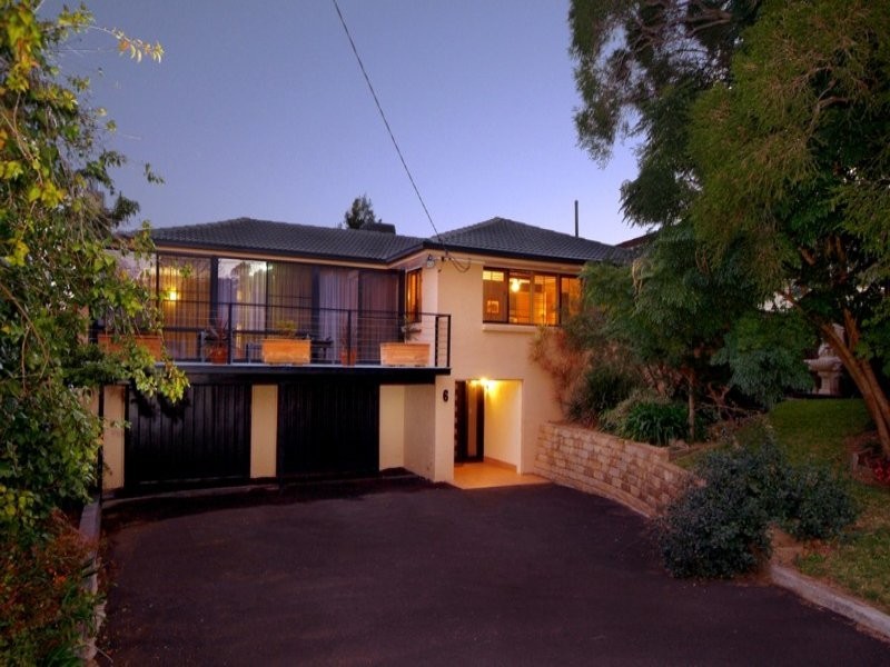 6 Barrymount Crescent, Toowoomba QLD 4350