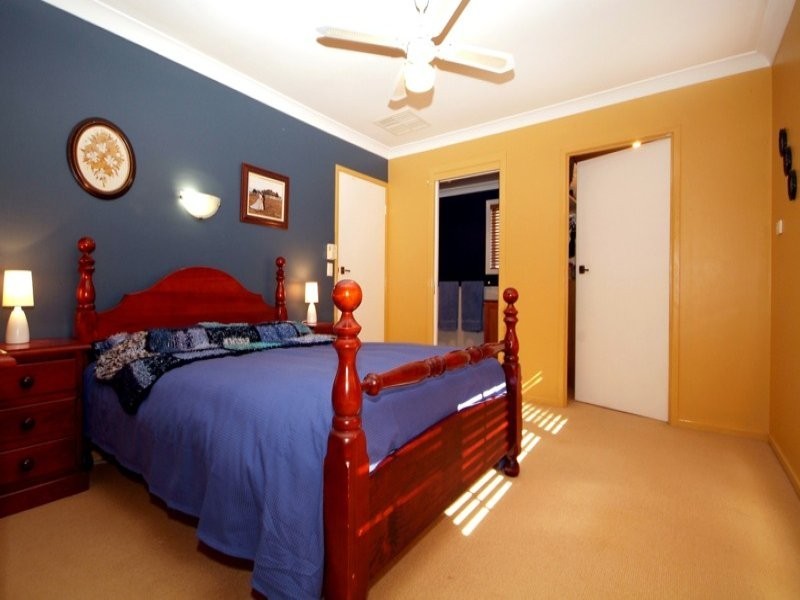 6 Barrymount Crescent, Toowoomba QLD 4350