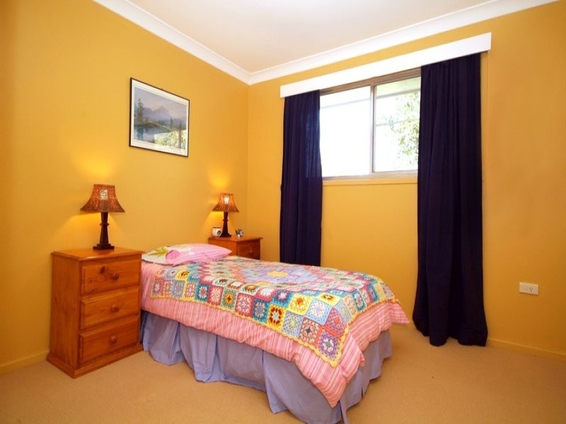 6 Barrymount Crescent, Toowoomba QLD 4350