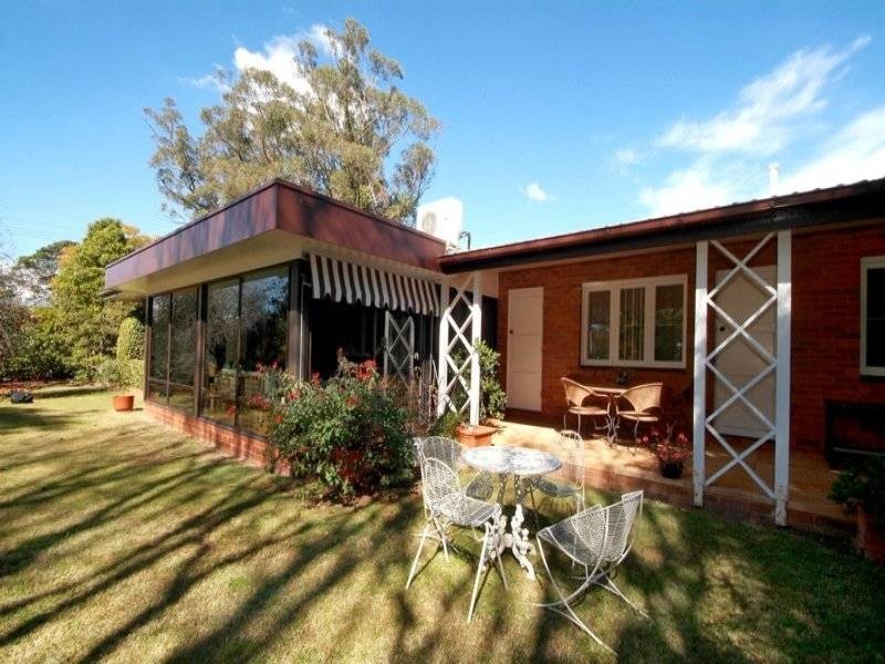 21 Wirra Wirra Street, Mount Lofty QLD 4350