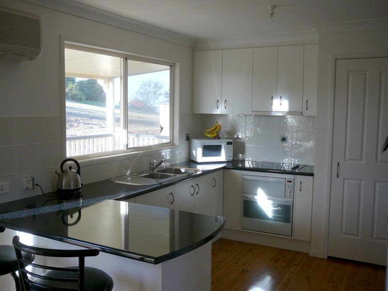 6 Glen Court (GLENCOE), Glencoe QLD 4352