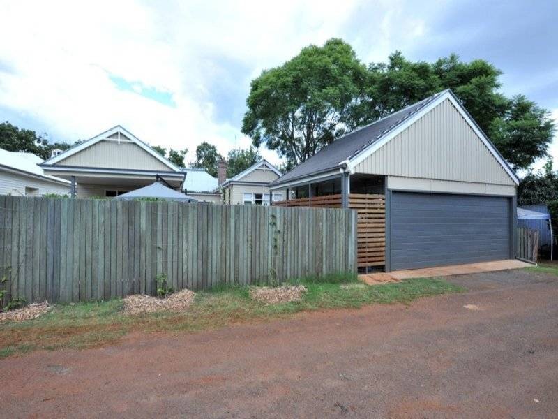5 Godsall Street, East Toowoomba QLD 4350