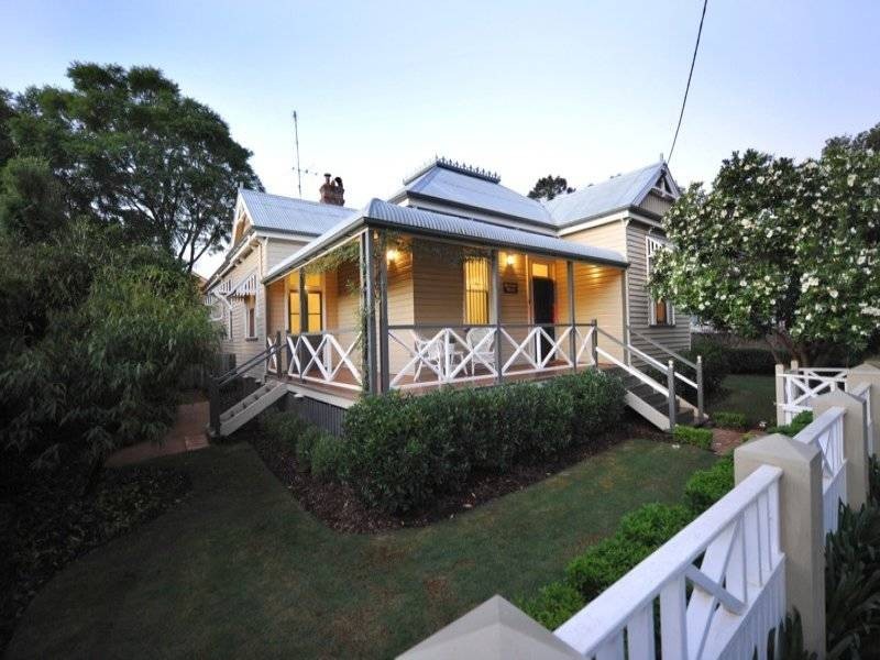 5 Godsall Street, East Toowoomba QLD 4350