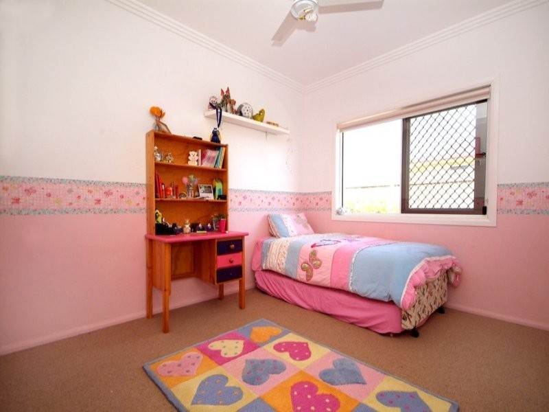 8 Arcadia Court, Highfields QLD 4352
