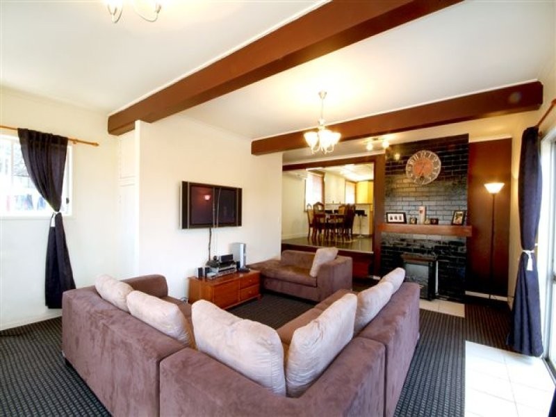 59 Mary Street, Mount Lofty QLD 4350