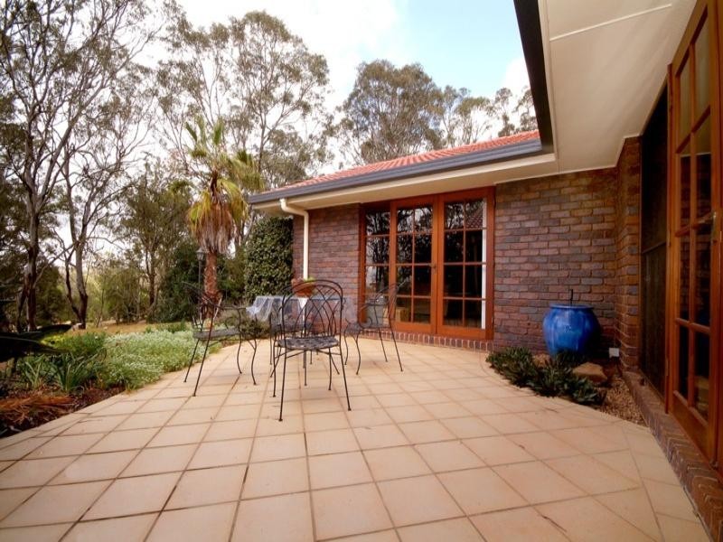 3 Carlyle Court, Middle Ridge QLD 4350