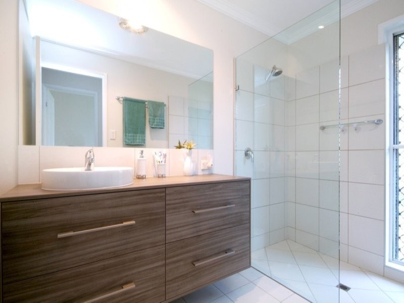 6 Kingfisher Drive, Highfields QLD 4352