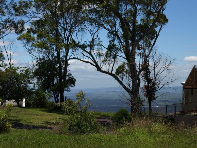 64 Skyline Drive, Blue Mountain Heights QLD 4350