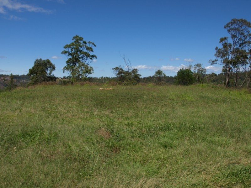 64 Skyline Drive, Blue Mountain Heights QLD 4350
