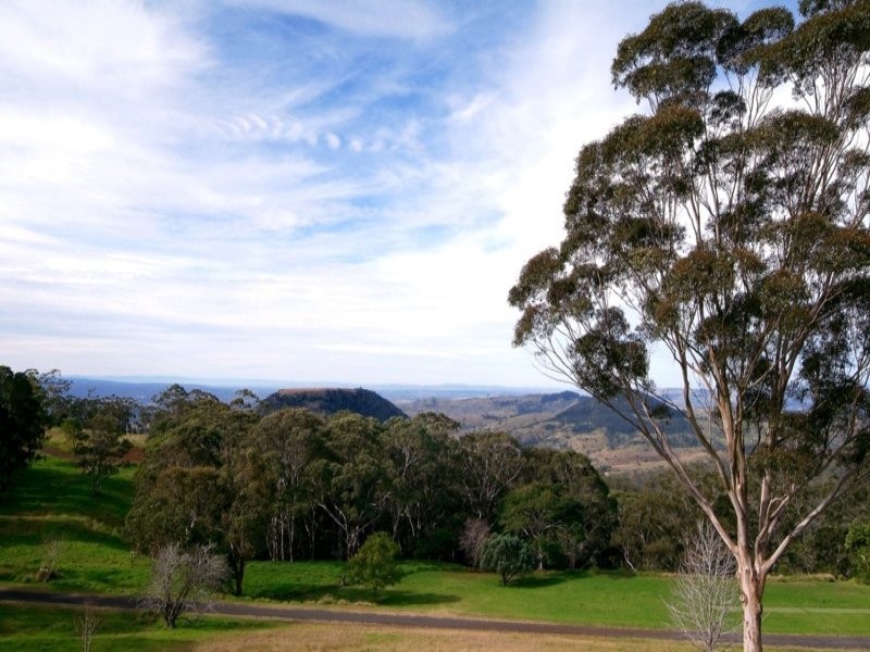 18 Sylvan Court, Rangeville QLD 4350