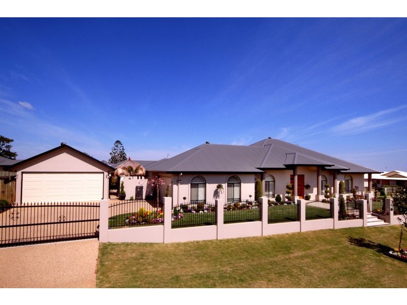 2 Cockatoo Court, Highfields QLD 4352