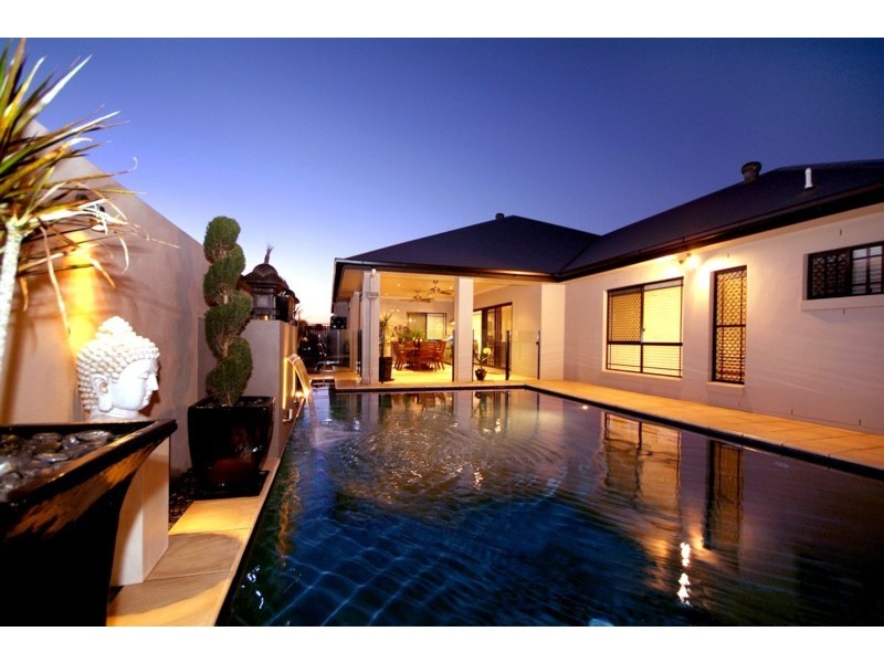 2 Cockatoo Court, Highfields QLD 4352