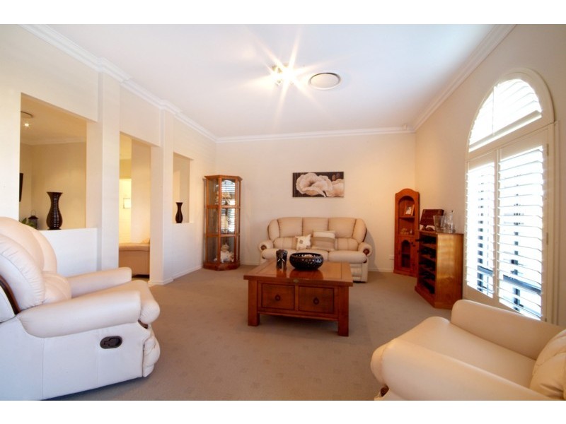 2 Cockatoo Court, Highfields QLD 4352