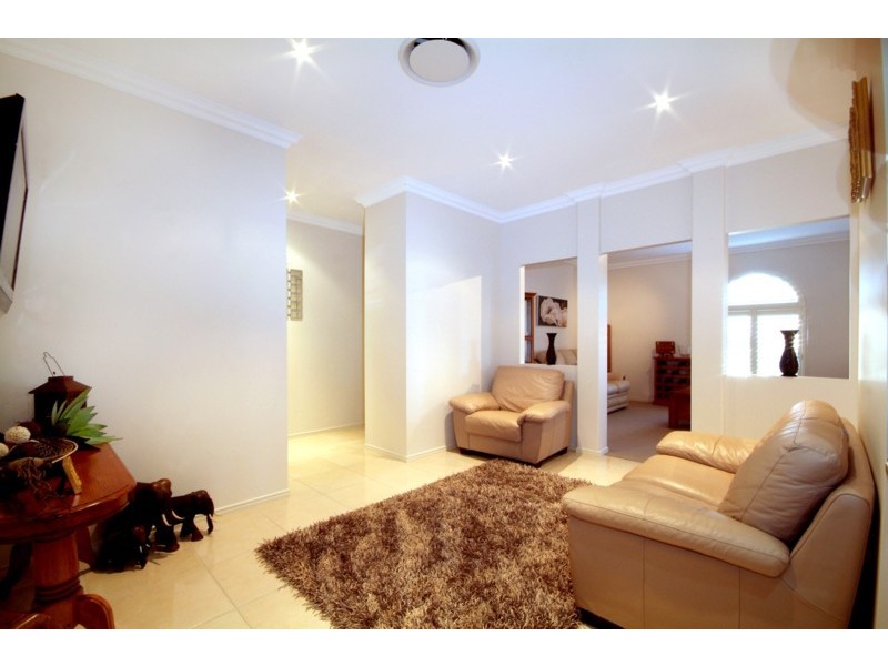 2 Cockatoo Court, Highfields QLD 4352