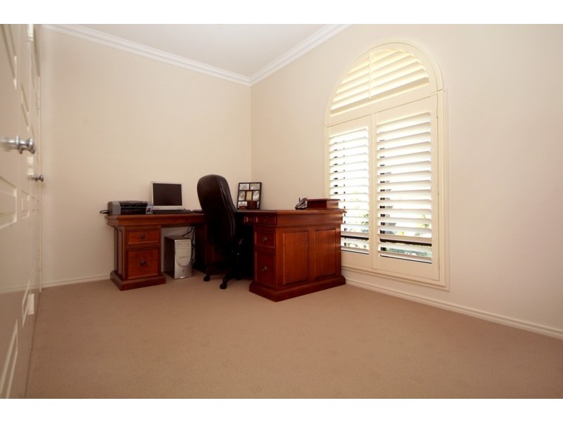 2 Cockatoo Court, Highfields QLD 4352