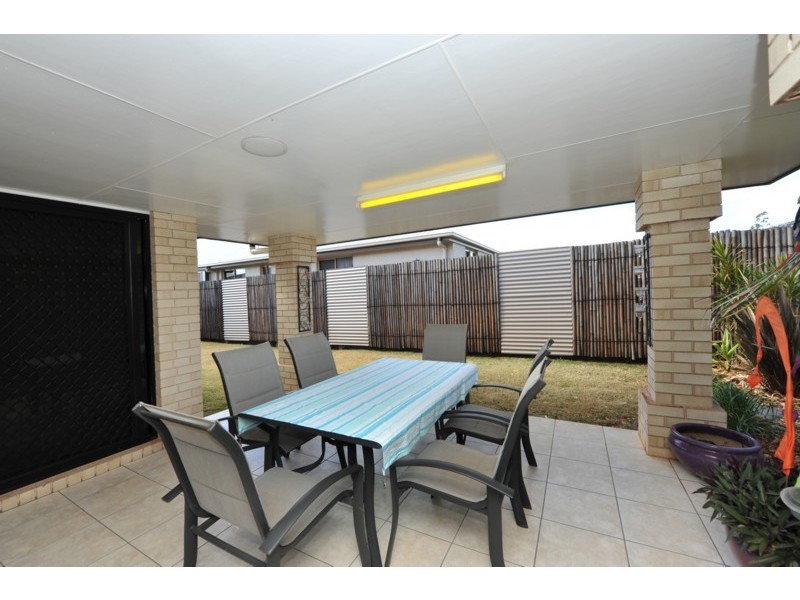 16 Pearl Court, Rangeville QLD 4350