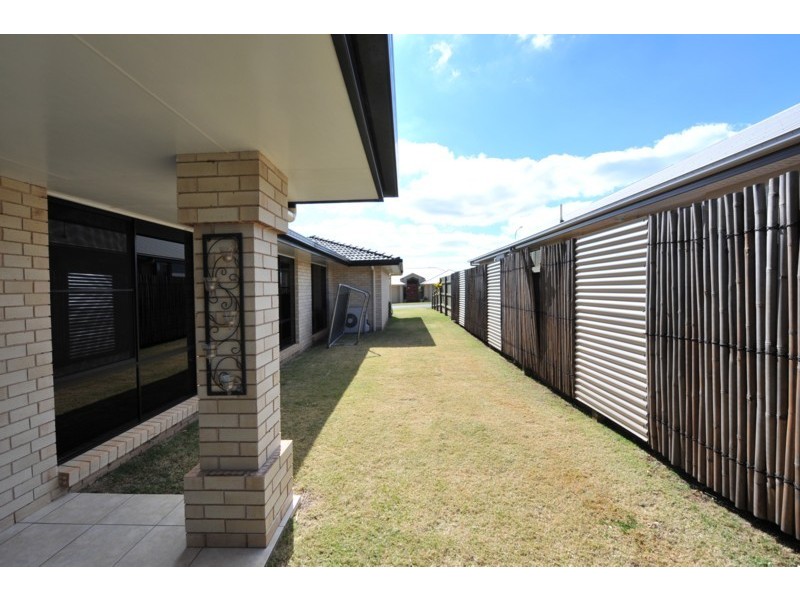 16 Pearl Court, Rangeville QLD 4350