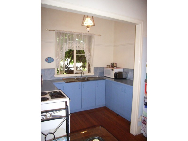 4 Kirk Street, Toowoomba City QLD 4350