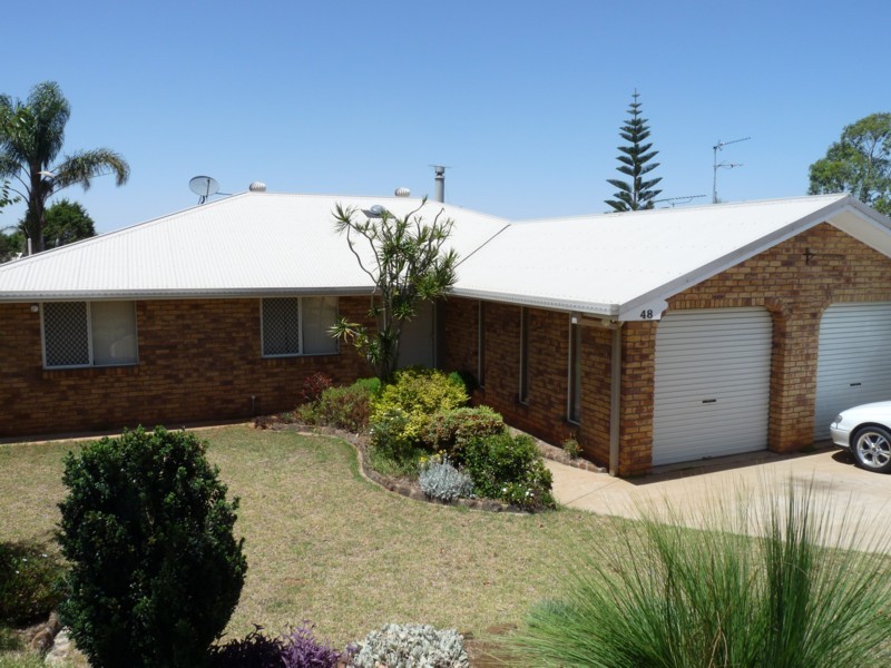 48 Redwood Street, Newtown QLD 4350