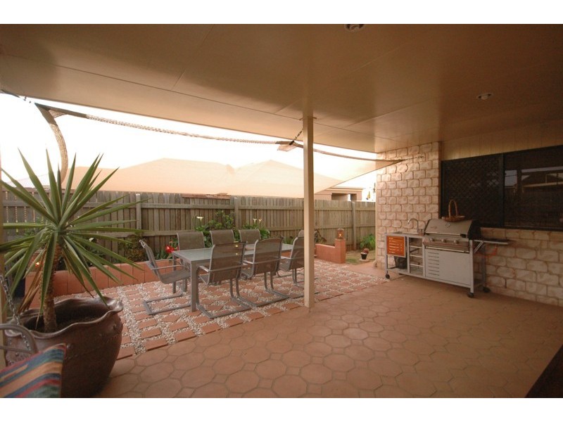 28 Pearl Court, Rangeville QLD 4350