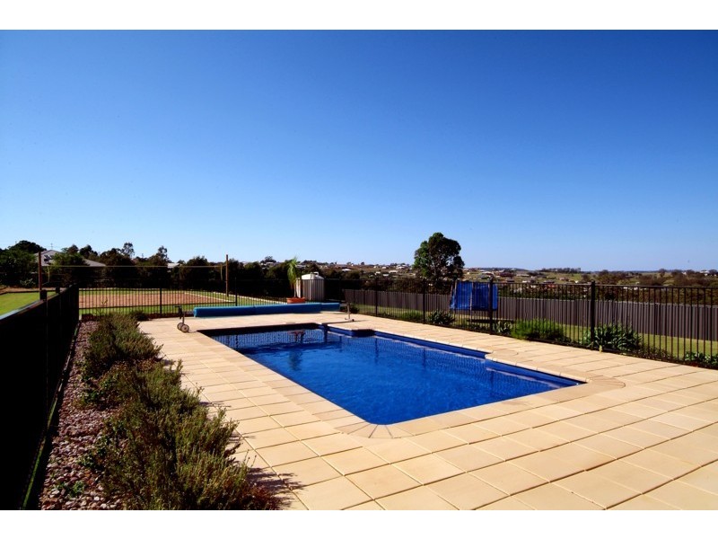 120 Steinberg Road, Highfields QLD 4352