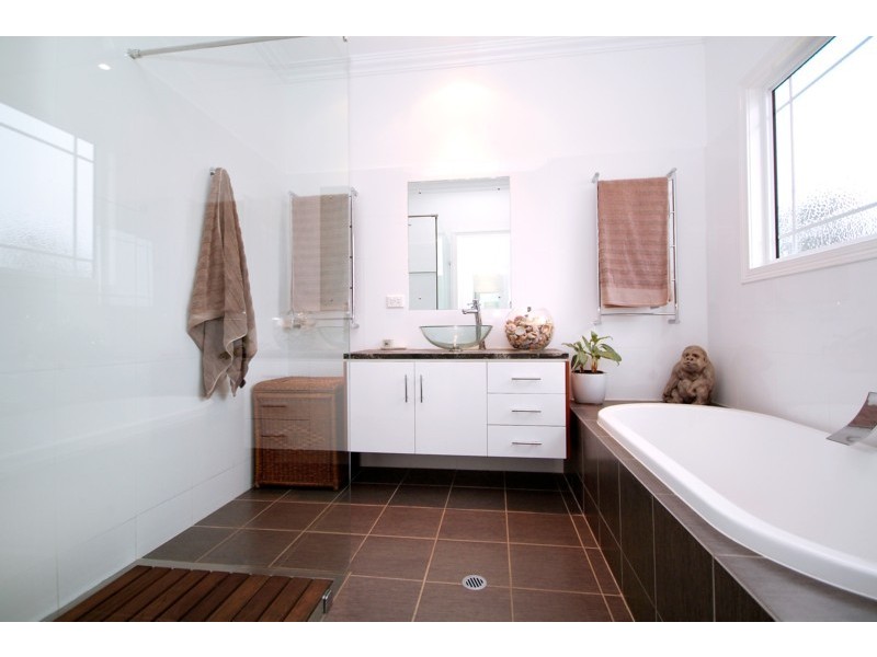 120 Steinberg Road, Highfields QLD 4352