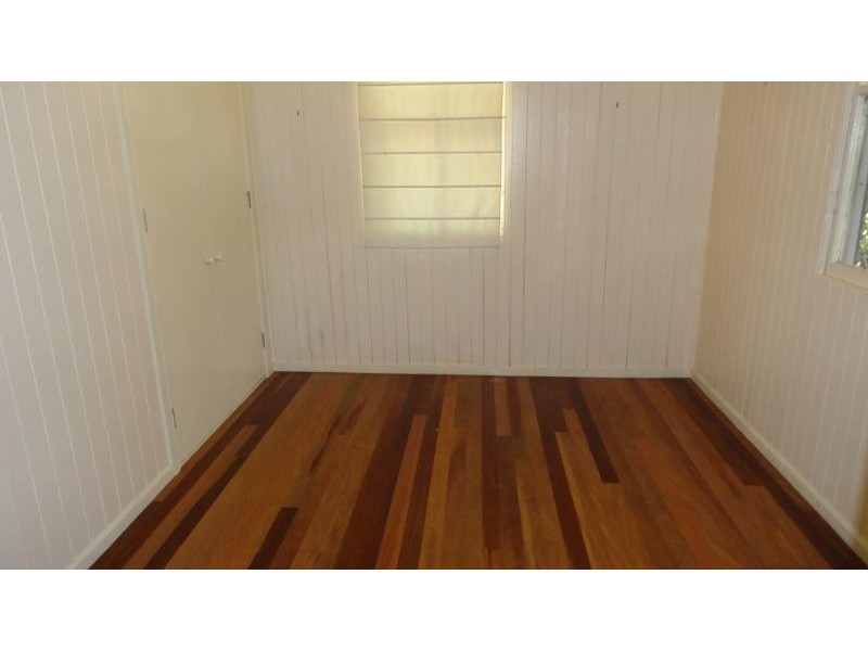18 Edward Street, North Toowoomba QLD 4350