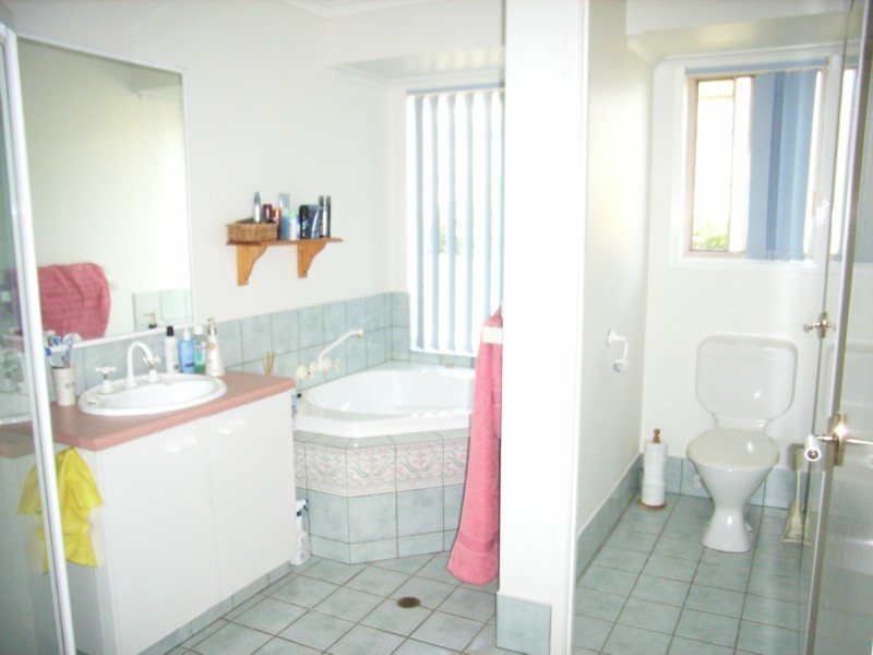40 Dalzell Court, Darling Heights QLD 4350
